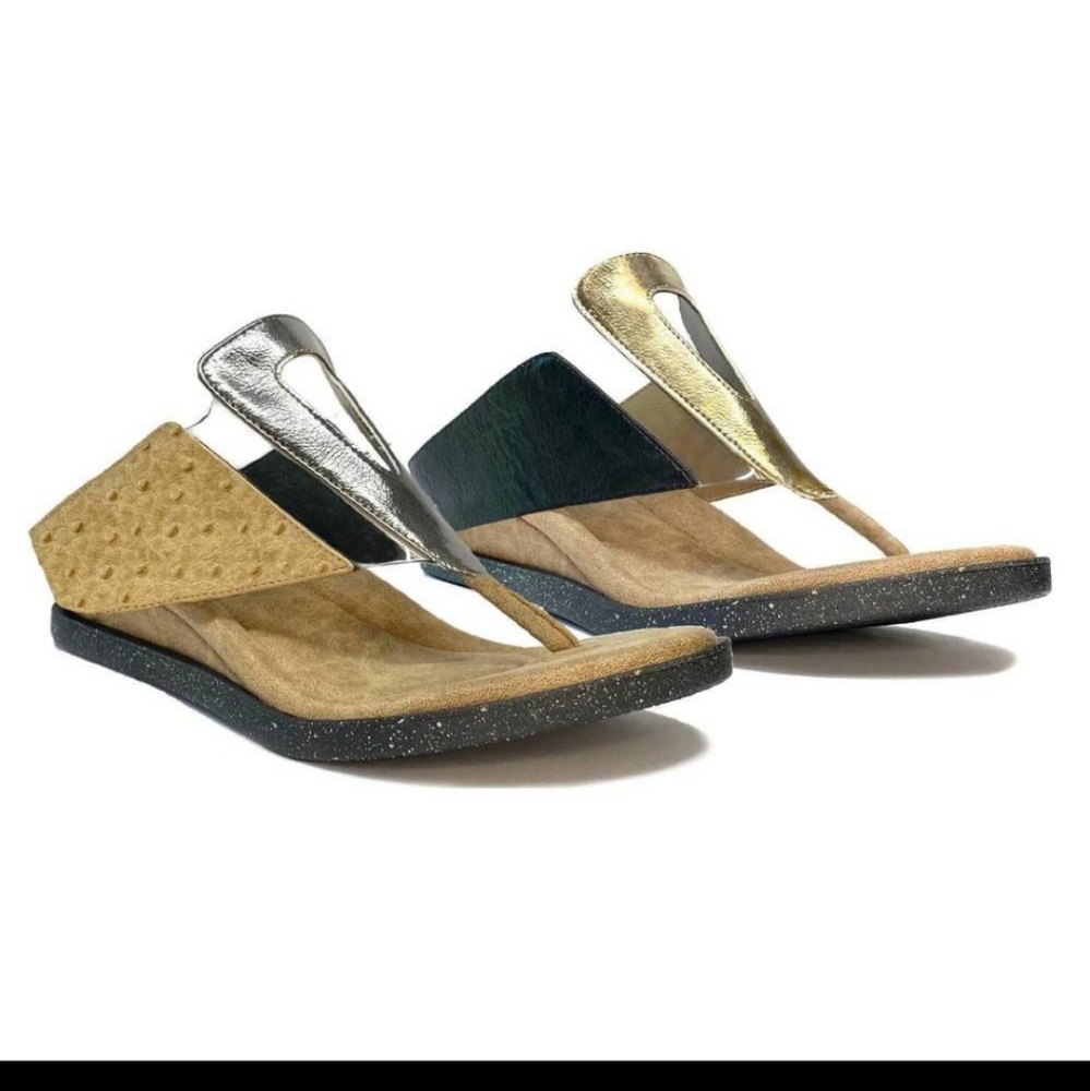 Modzori Grazia Women's Low Wedge Reversible Sandal